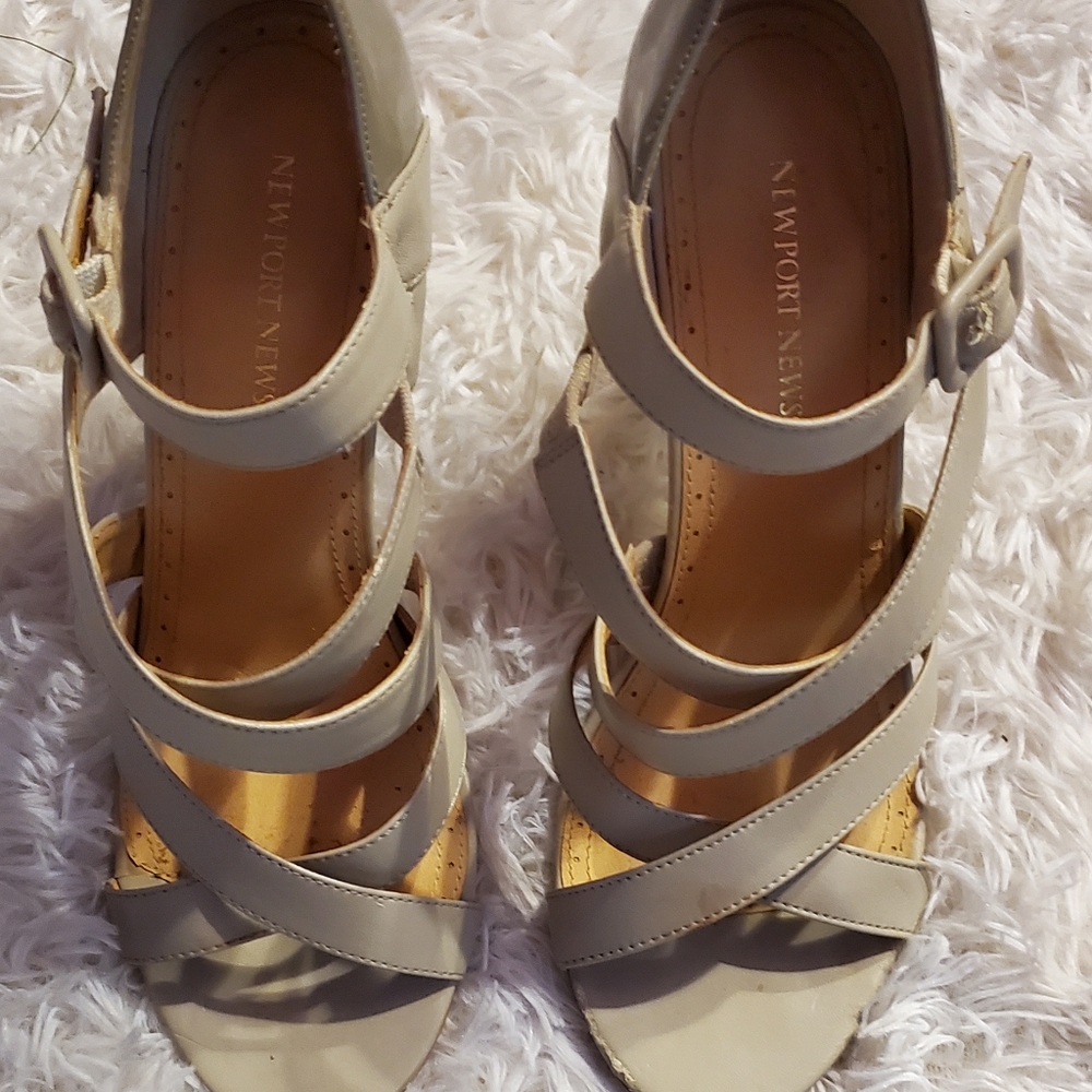 Beige and mauve heels size 10 3.5in